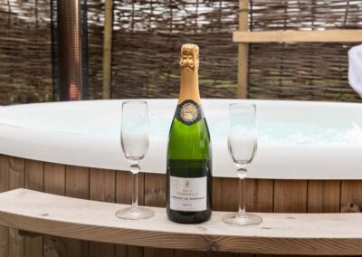 Luxury holiday lodges with hot tub in Lincolnshire | Meadow Lodges Boothby Pagnell